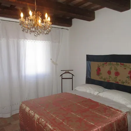 Alojamento de Turismo Rural Casale San Martino Bio Sant'Angelo in Pontano